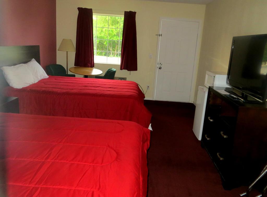 Peach Tree Inn Branson Rom bilde