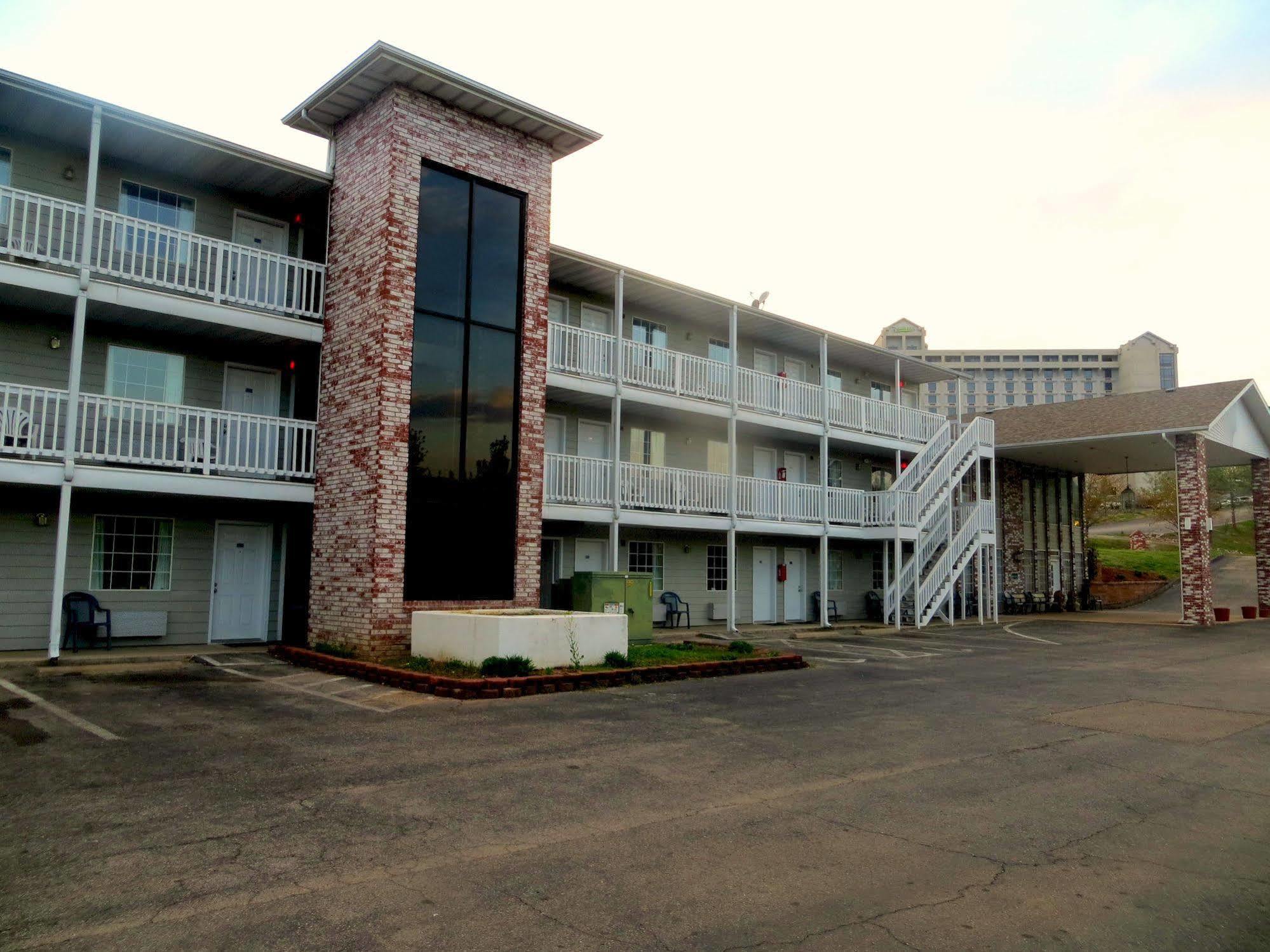 Peach Tree Inn Branson Eksteriør bilde